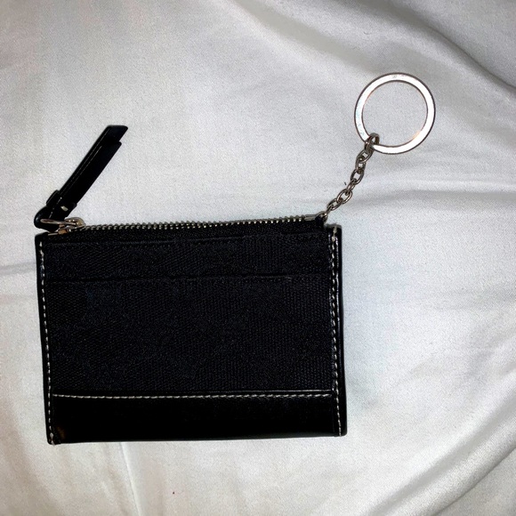Coach change purse - Picture 2 of 4